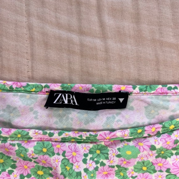 Zara‎ Floral Pink and Green Summer Mini Skirt. Women's Medium - Picture 4 of 6